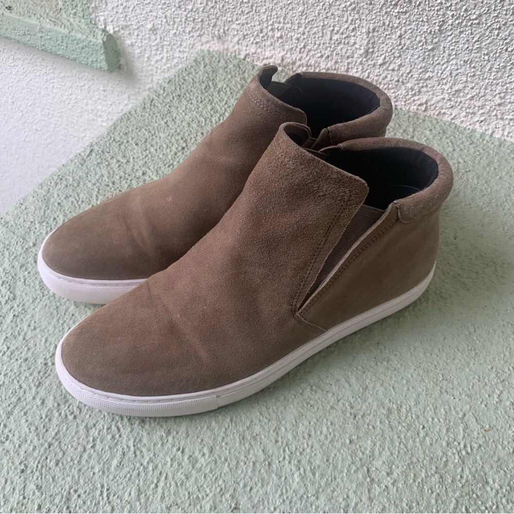 Kenneth Cole Taupe Suede Pull On Kieran Ankle Boots Size 8.5